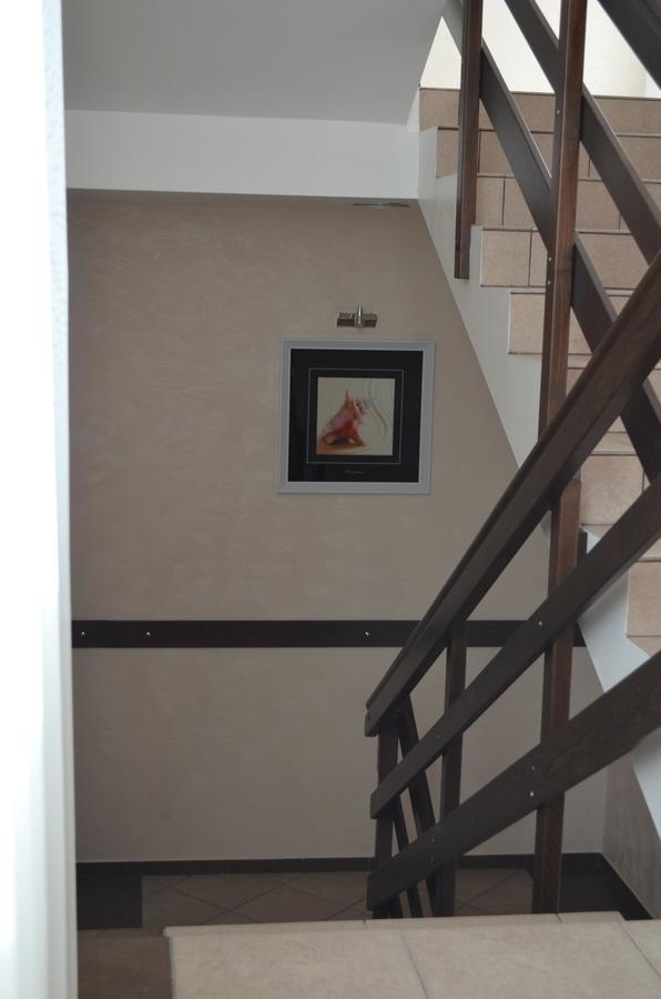 Viro Otel Çornomorsk Dış mekan fotoğraf